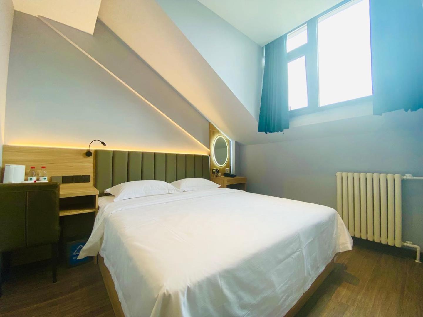 Beijing Dongdan Hotel Near Wangfujing Street,Tian'Anmen Square,The Forbidden City,Free Self-Service Laundry Room Экстерьер фото