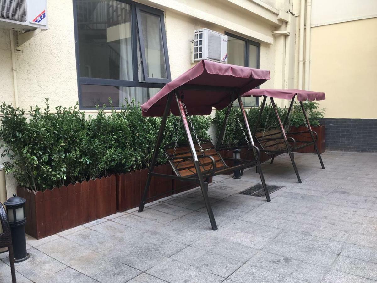 Beijing Dongdan Hotel Near Wangfujing Street,Tian'Anmen Square,The Forbidden City,Free Self-Service Laundry Room Экстерьер фото